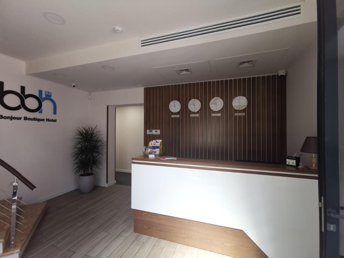 Bonjour Boutique Hotel Ереван Екстериор снимка