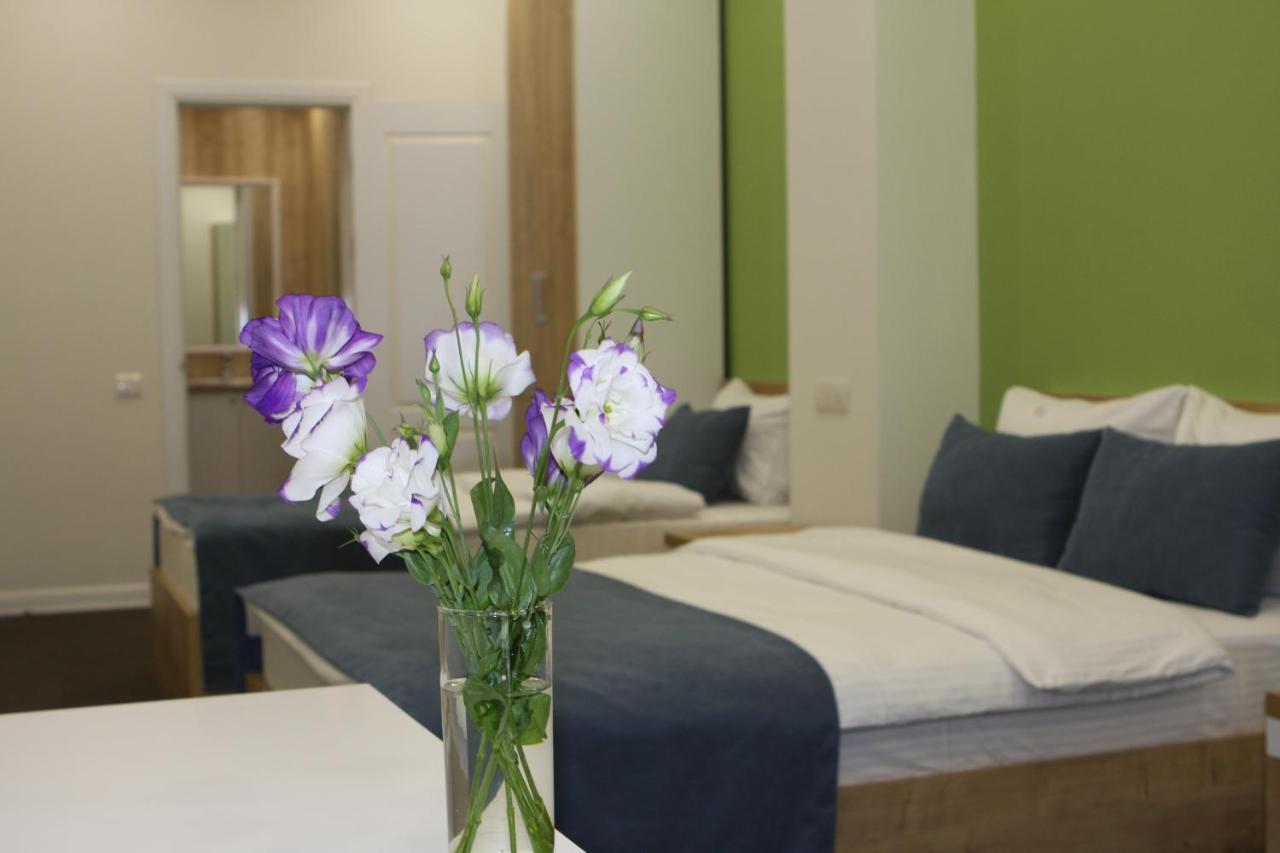 Bonjour Boutique Hotel Ереван Екстериор снимка